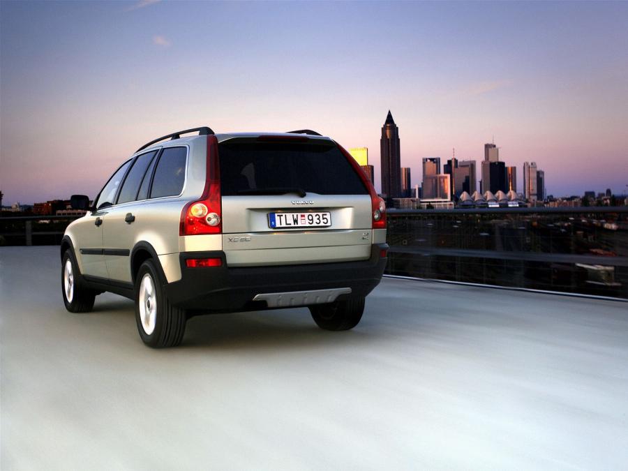  Volvo XC90 D5 2006 года  (фото 7 из 8)